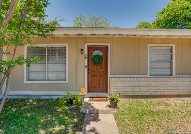 Photo 4 of Sale Pending at 5011 Village Lawn, San Antonio, TX 78218 | MLS# 1931213 | Listing updated on 2026-01-30