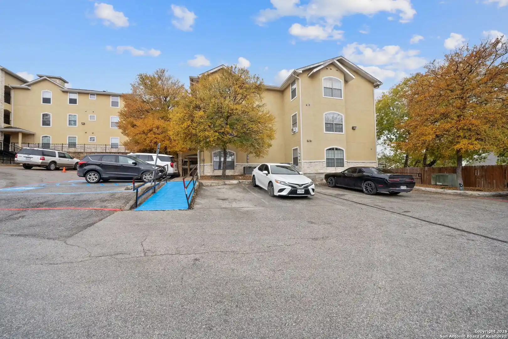 Listing Photo 2 - Condo for sale in 7323 Snowden located at 7323 Snowden, San Antonio, TX 78240 - Unit #2201
