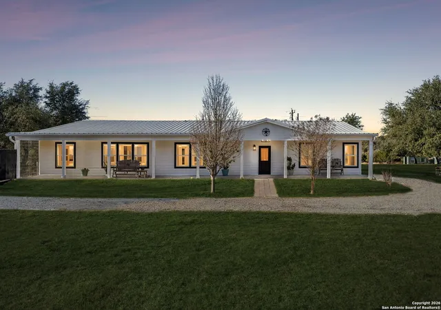 Photo 1 of Single family home for sale at 11890 Ranch Road 965, Fredericksburg, TX 78624 | MLS# 1931247 | Listing updated on 2026-08-19