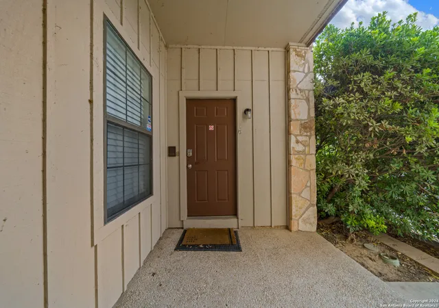 Photo 3 of Condo for sale at 474 Seele St #6B, New Braunfels, TX 78130 | MLS# 1931264 | Listing updated on 2026-04-11