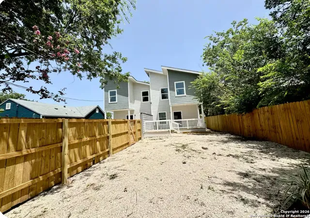 Photo 3 of House for sale at 1414 Hicks, San Antonio, TX 78210 | MLS# 1931284 | Listing updated on 2026-05-03
