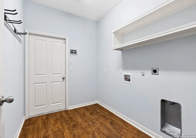 Photo 4 of Single family home for sale at 6101 Greenough Ct, Corpus Christi, TX 78414 | MLS# 1931340 | Listing updated on 2026-03-07
