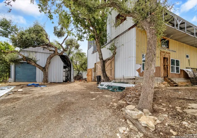 4th image of 324 Doe, Canyon Lake, TX 78133 | MLS# 1931389