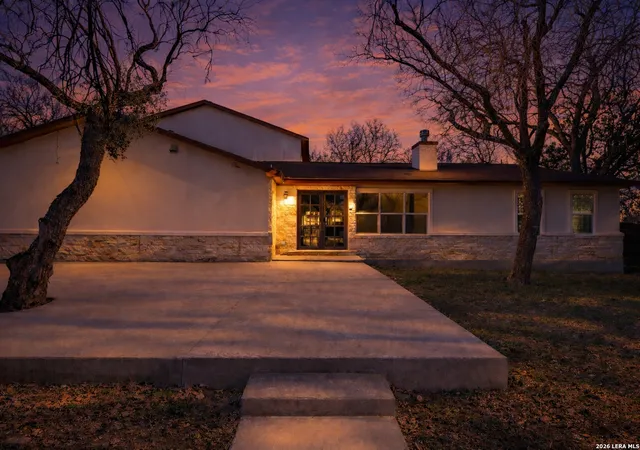 Photo 3 of Sale Pending at 208 Lemonwood, San Antonio, TX 78213 | MLS# 1931403 | Listing updated on 2026-03-16