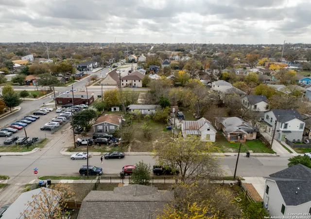 Photo 3 of Single family home for sale at 1534 Lamar, San Antonio, TX 78202 | MLS# 1931420 | Listing updated on 2026-01-16