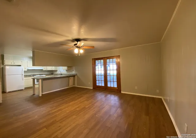 Photo 4 of Single family home for sale at 922 Wilshire, Pleasanton, TX 78064 | MLS# 1931434 | Listing updated on 2026-04-03