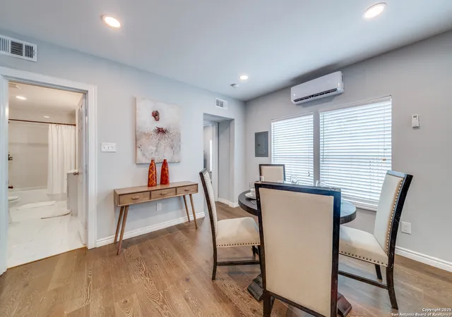 4th image of 811 W Kings, San Antonio, TX 78212 | MLS# 1931496
