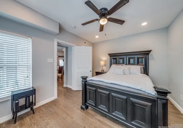 5th image of 811 W Kings, San Antonio, TX 78212 | MLS# 1931496