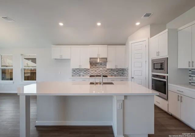 3rd image of 2258 Hoja Avenue, New Braunfels, TX 78132 | MLS# 1931508