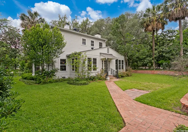 Homes for sale in Alamo Heights, TX | 131 Mary D, Alamo Heights, TX 78209 | MLS# 1931528