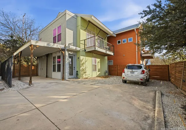 Homes for sale in San Antonio, TX | 422 Hays St #3, San Antonio, TX 78202 | MLS# 1931578
