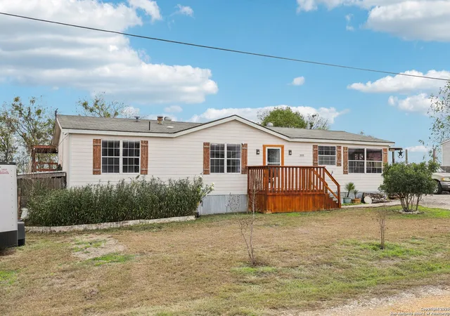 1st image of 1123 Debbie, Marion, TX 78124 | MLS# 1931623