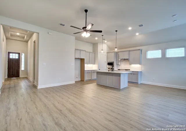 2nd image of 12197 Heartvine Parkway, Schertz, TX 78154 | MLS# 1931702