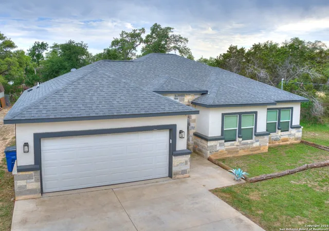 3rd image of 656 Fawn, Spring Branch, TX 78070 | MLS# 1931732