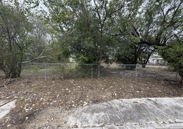 Photo 3 of Land for sale at 1555 Paso Hondo, San Antonio, TX 78202 | MLS# 1931740 | Listing updated on 2026-01-17