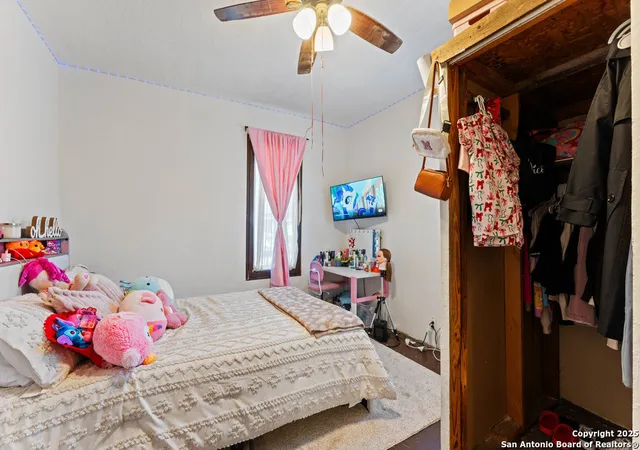 Photo 4 of Single family home for sale at 1410 Kayton Ave, San Antonio, TX 78210 | MLS# 1931774 | Listing updated on 2026-03-09