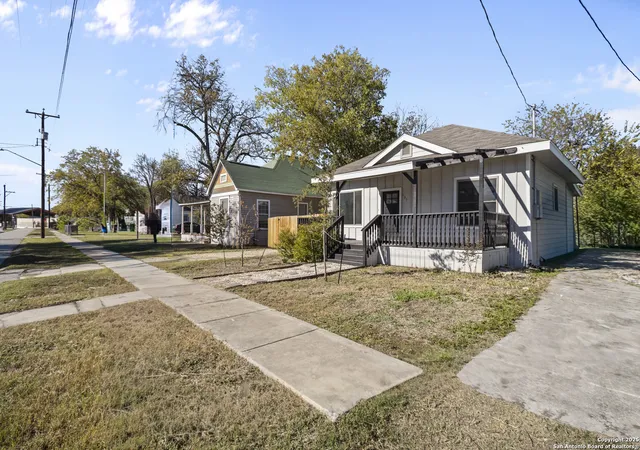 Homes for sale in San Antonio, TX | 131 Chicago, San Antonio, TX 78210 | MLS# 1931839