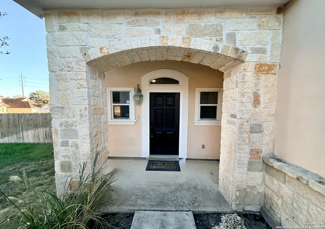 Photo 3 of Single family home for sale at 25630 Tranquil Rim, San Antonio, TX 78260 | MLS# 1931854 | Listing updated on 2026-03-13