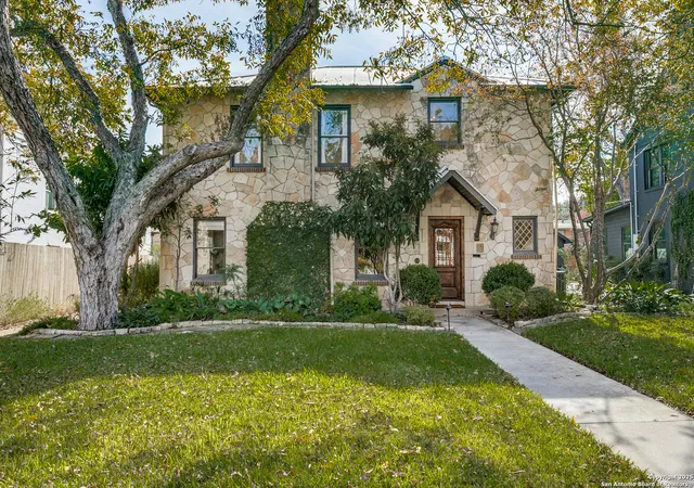Homes for sale in Olmos Park, TX | 430 Thelma Dr, Olmos Park, TX 78212 | MLS# 1931864