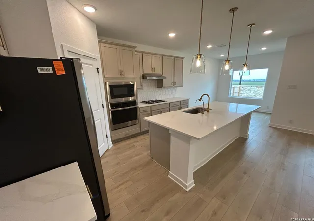 Photo 4 of Sale Pending at 7019 Sycamore Holw, San Antonio, TX 78252 | MLS# 1932041 | Listing updated on 2026-02-17