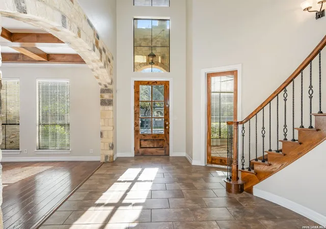Photo 4 of Sale Pending at 303 Regent Circle, San Antonio, TX 78231 | MLS# 1932107 | Listing updated on 2026-09-08