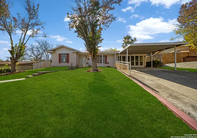 Photo 2 of Sale Pending at 3802 Oak, San Antonio, TX 78228 | MLS# 1932144 | Listing updated on 2026-02-18
