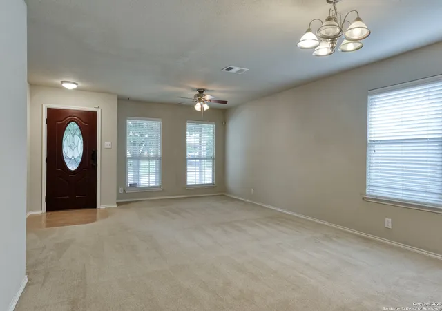 2nd image of 114 Arcadia Pl, Cibolo, TX 78108 | MLS# 1932181