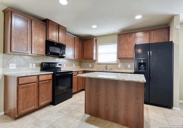 4th image of 114 Arcadia Pl, Cibolo, TX 78108 | MLS# 1932181