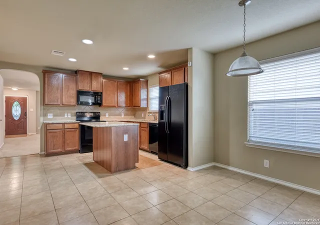 5th image of 114 Arcadia Pl, Cibolo, TX 78108 | MLS# 1932181