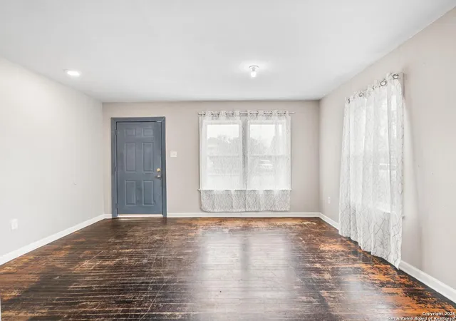 Photo 3 of Sale Pending at 307 Jennings, San Antonio, TX 78225 | MLS# 1932218 | Listing updated on 2026-02-11
