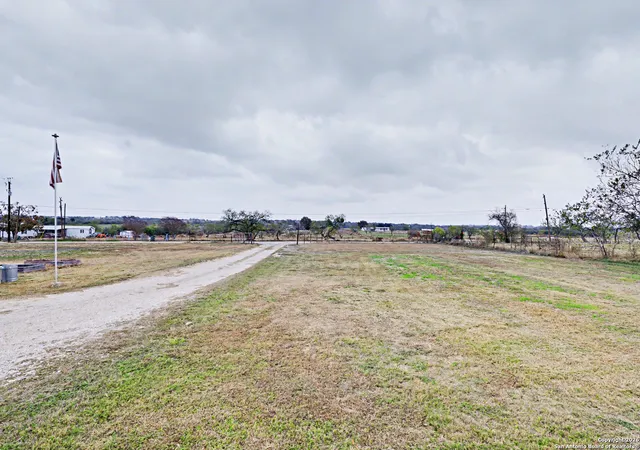 30th image of 1438 Country, Marion, TX 78124 | MLS# 1932237