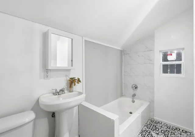 28th image of 611 Barrett, San Antonio, TX 78225 | MLS# 1932239