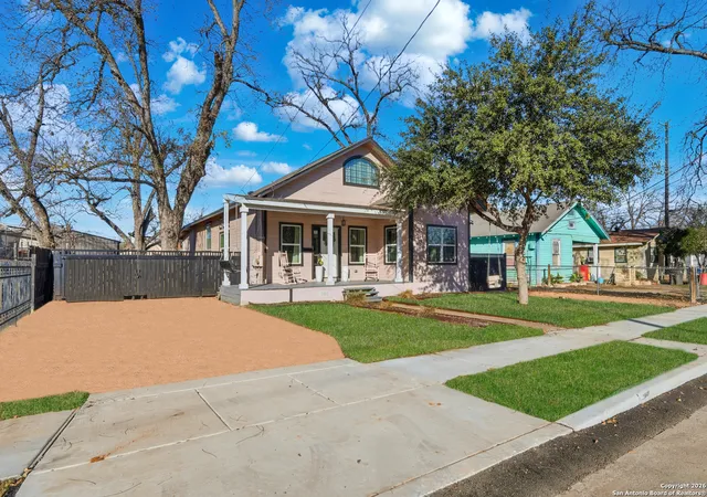 2nd image of 611 Barrett, San Antonio, TX 78225 | MLS# 1932239