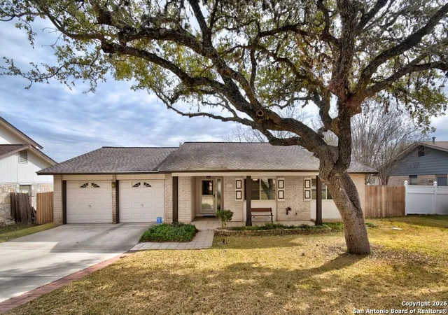 Photo 1 of Sale Pending at 5814 Echoway, San Antonio, TX 78247 | MLS# 1932241 | Listing updated on 2026-03-07