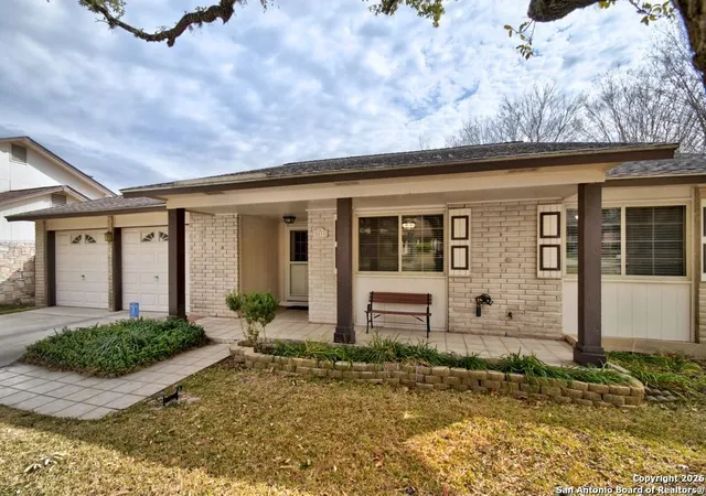Photo 2 of Sale Pending at 5814 Echoway, San Antonio, TX 78247 | MLS# 1932241 | Listing updated on 2026-03-07