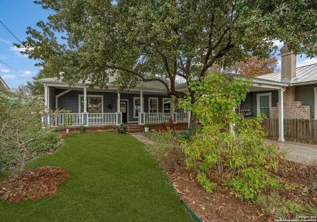 Photo 1 of Sale Pending at 411 E Ashby Pl, San Antonio, TX 78212 | MLS# 1932249 | Listing updated on 2026-02-16