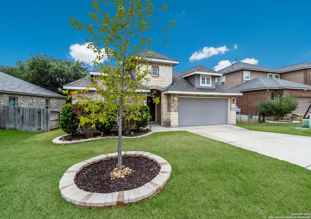 Photo 3 of Sale Pending at 22843 Carriage Bush Dr, San Antonio, TX 78261 | MLS# 1932317 | Listing updated on 2026-02-09