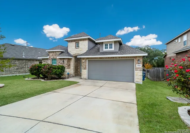 Photo 3 of Sale Pending at 22843 Carriage Bush Dr, San Antonio, TX 78261 | MLS# 1932317 | Listing updated on 2026-02-09