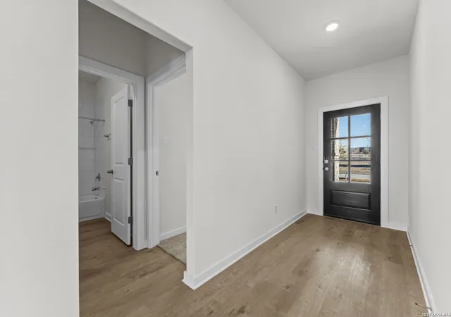 Photo 2 of Single family home for sale at 516 Salamander St, San Marcos, TX 78666 | MLS# 1932380 | Listing updated on 2026-02-09