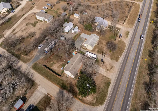 Photo 17 of Single family home for sale at 509 State Hwy 173, Hondo, TX 78861 | MLS# 1932404 | Listing updated on 2026-09-11