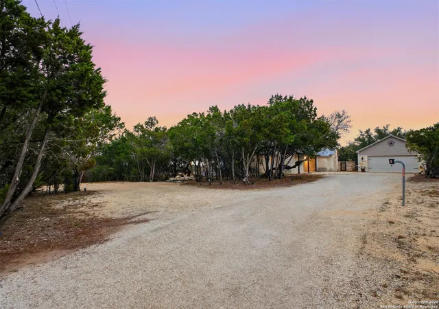 Photo 3 of Sale Pending at 1065 Country Pike, Canyon Lake, TX 78133 | MLS# 1932476 | Listing updated on 2026-02-05