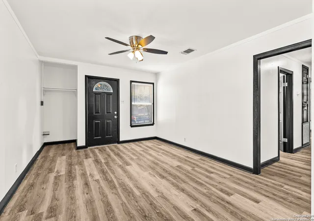 Photo 4 of Single family home for sale at 115 Robeson, San Antonio, TX 78220 | MLS# 1932518 | Listing updated on 2026-01-19