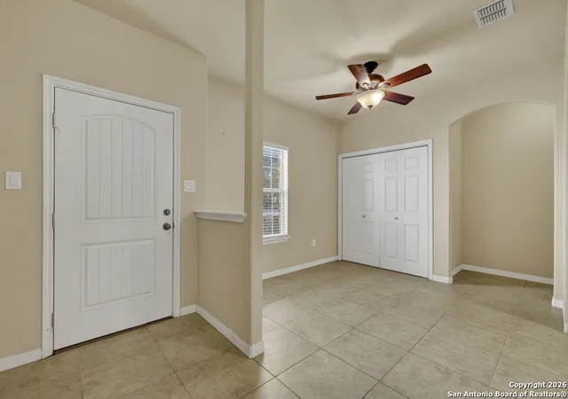 Photo 4 of Sale Pending at 1060 Somerset, Canyon Lake, TX 78133 | MLS# 1932537 | Listing updated on 2026-09-11