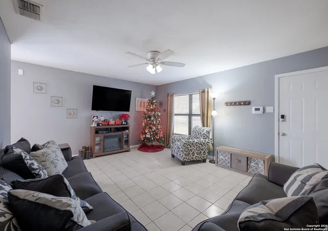 5th image of 4063 Gallery Sun Dr, San Antonio, TX 78244 | MLS# 1932540