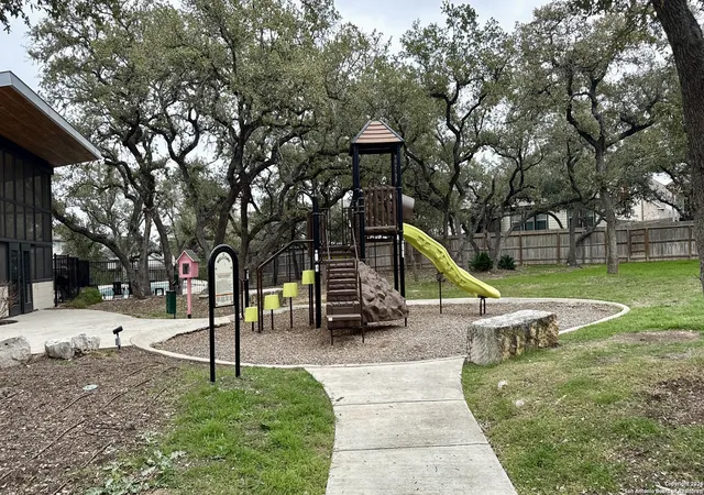 Photo 3 of Single family home for sale at 5726 Chestnut Xing, San Antonio, TX 78266 | MLS# 1932584 | Listing updated on 2026-08-24
