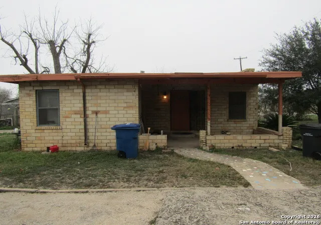 Photo 2 of Sale Pending at 206 Eureka, San Antonio, TX 78223 | MLS# 1932600 | Listing updated on 2026-01-18