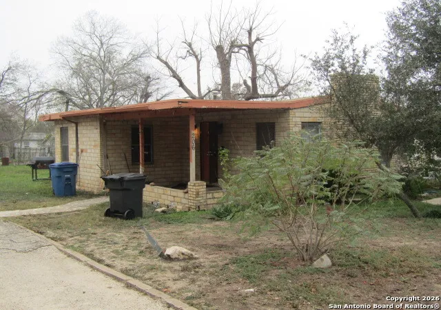 Photo 3 of Sale Pending at 206 Eureka, San Antonio, TX 78223 | MLS# 1932600 | Listing updated on 2026-01-18