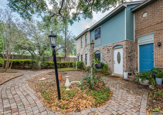 Photo 2 of Sale Pending at 2811 Woodbury #405, San Antonio, TX 78217 | MLS# 1932612 | Listing updated on 2026-02-20
