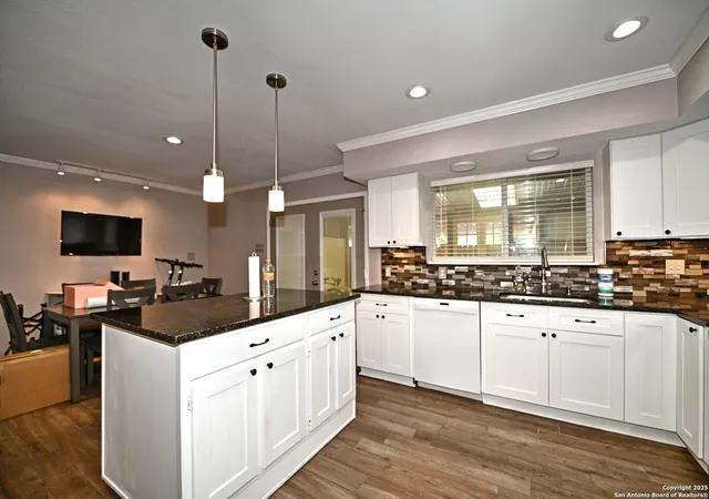 Photo 3 of Single family home for sale at 10819 S Crown, San Antonio, TX 78239 | MLS# 1932671 | Listing updated on 2026-02-02
