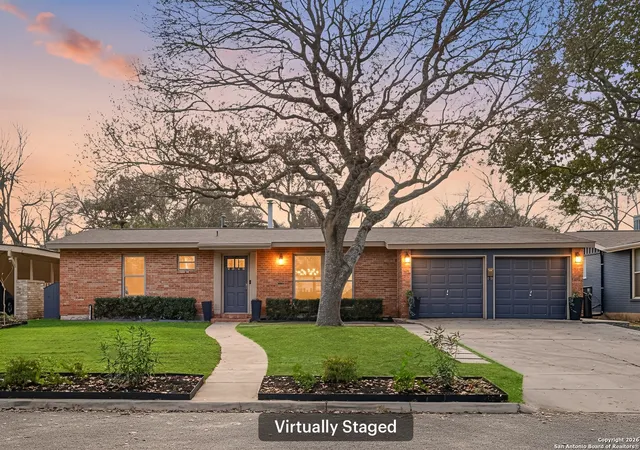 2nd image of 2118 E Lawndale Dr, San Antonio, TX 78209 | MLS# 1932681